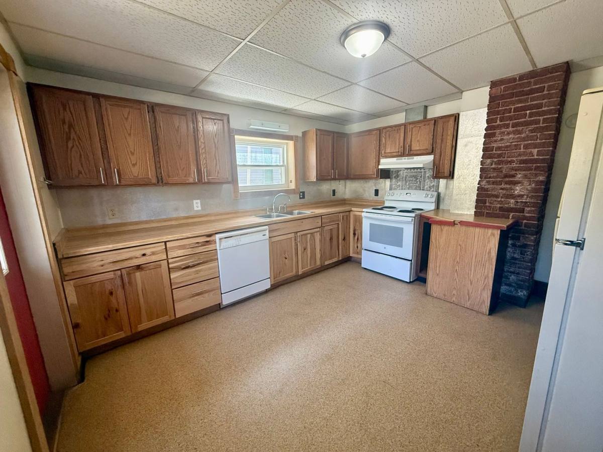 Apartment for rent at 716 Washington St, Wausau, WI 54403