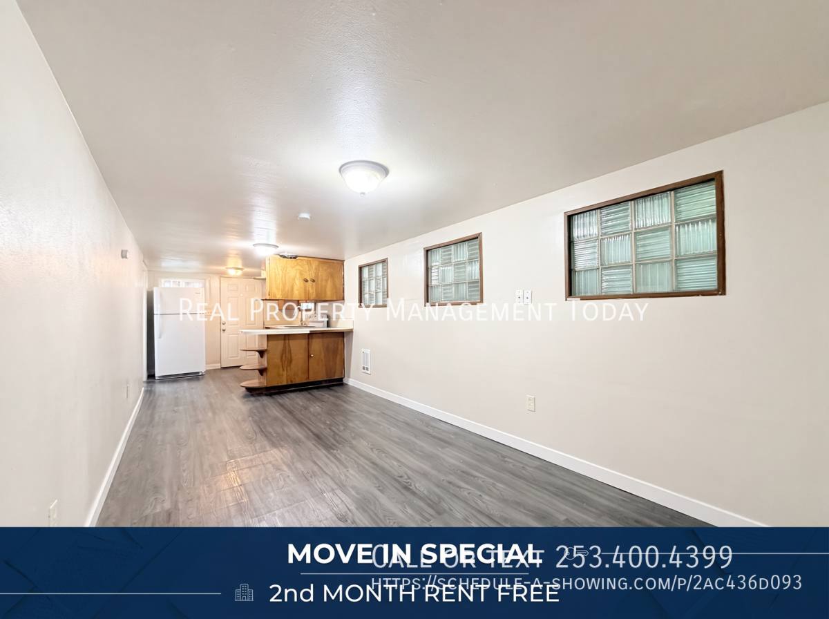 Apartment for rent at 703 S Ainsworth #A, Tacoma, WA 98405