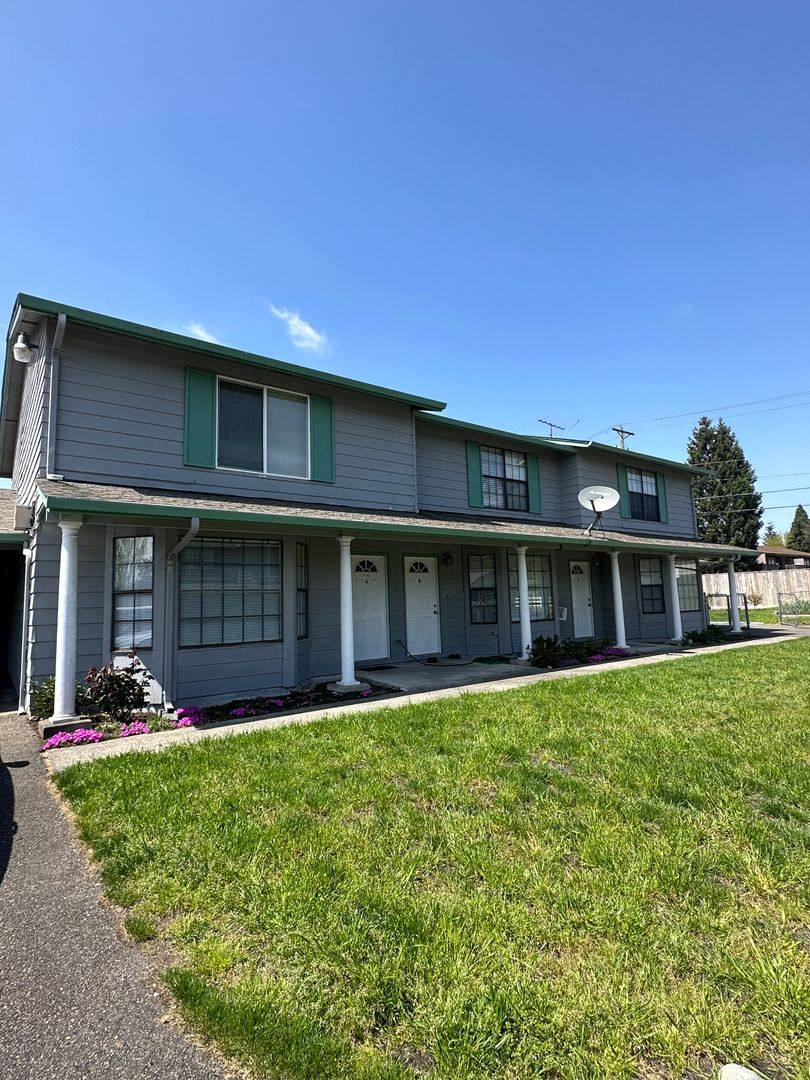 1738 S 82nd St, Tacoma, WA 98408 - Townhouse for Rent - Image 5