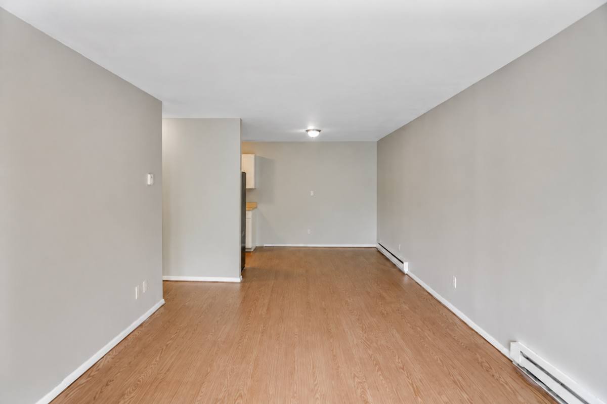 Apartment for rent at 720 W Michigan Ave, Jackson, MI 49201