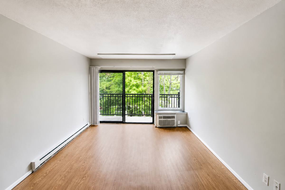 Apartment for rent at 720 W Michigan Ave, Jackson, MI 49201