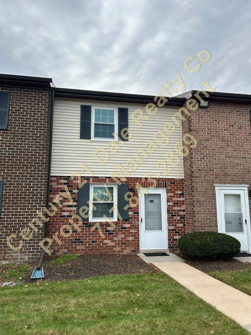 Condo for rent at 1759 Baron Dr, York, PA 17408