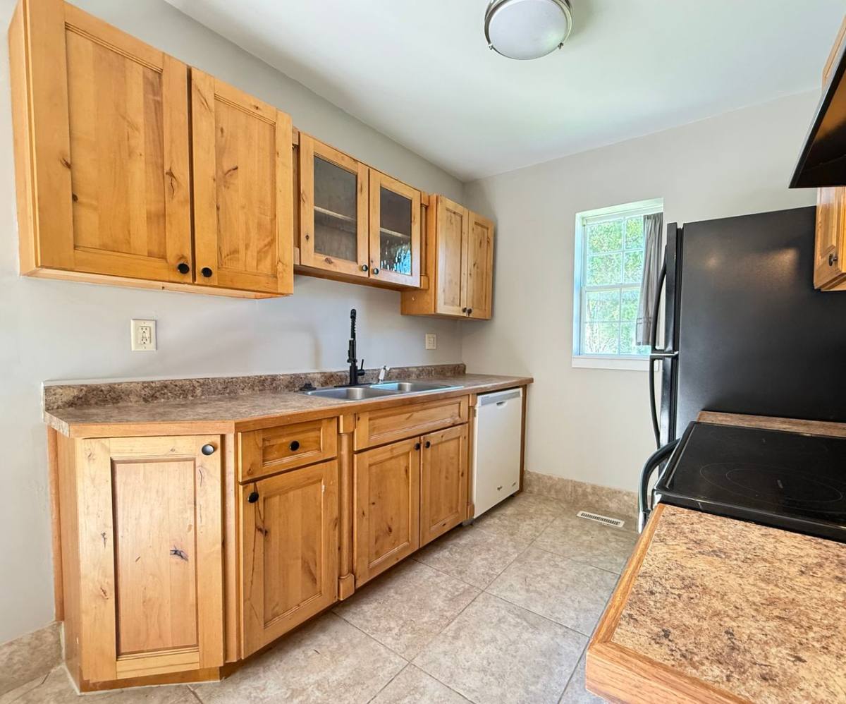 House for rent at 3445 3rd Ave, Council Bluffs, IA 51501