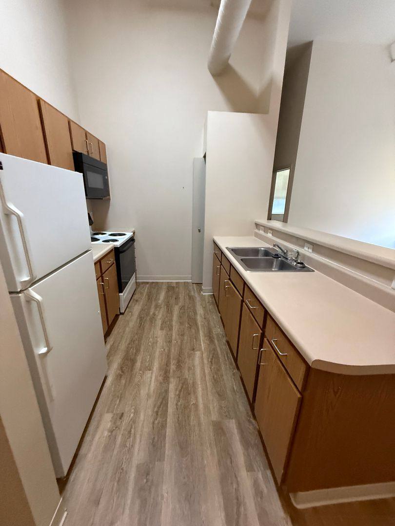 Apartment for rent at 400 E S, Gas City, IN 46933
