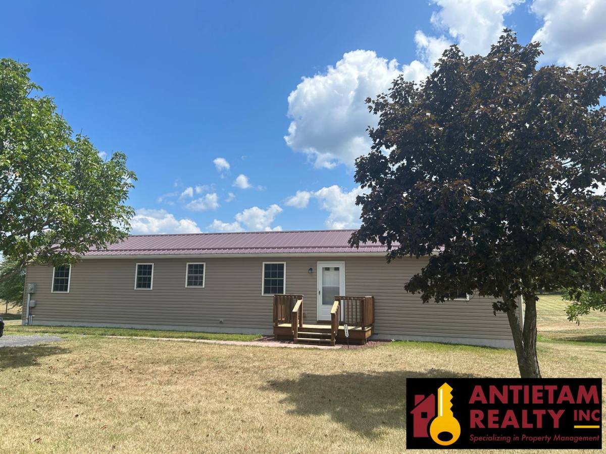 House for rent at 11560 Punch Bowl Rd, Mercersburg, PA 17236