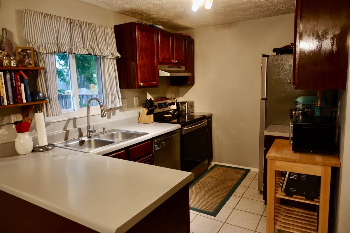 Townhouse for rent at 19034 Partridge Wood Dr, Germantown, MD 20874