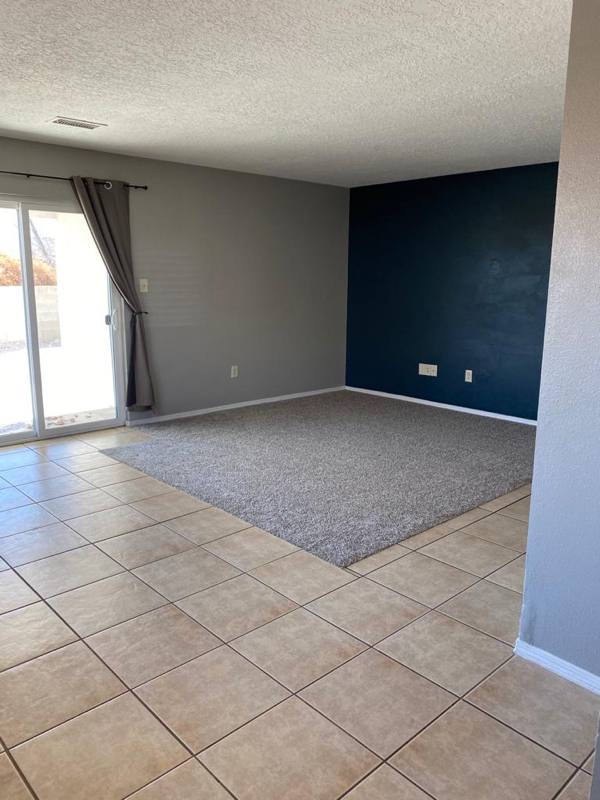 House for rent at 3908 Suntrail Rd NW, Albuquerque, NM 87114