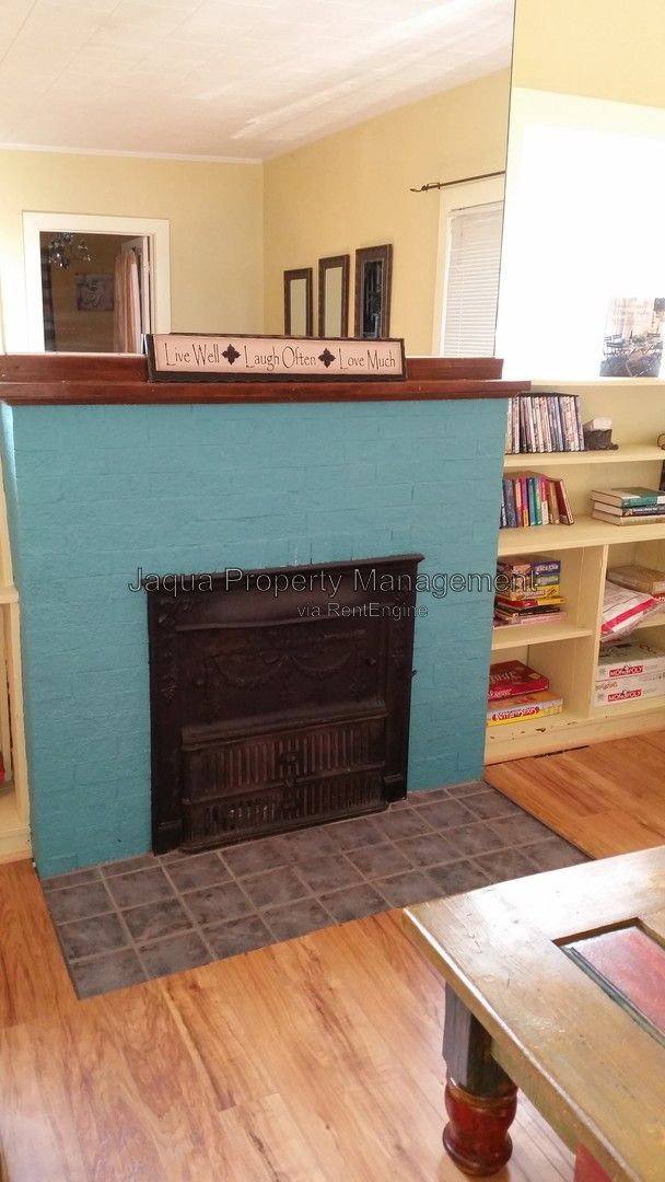 Apartment for rent at 423 Erie St, South Haven, MI 49090