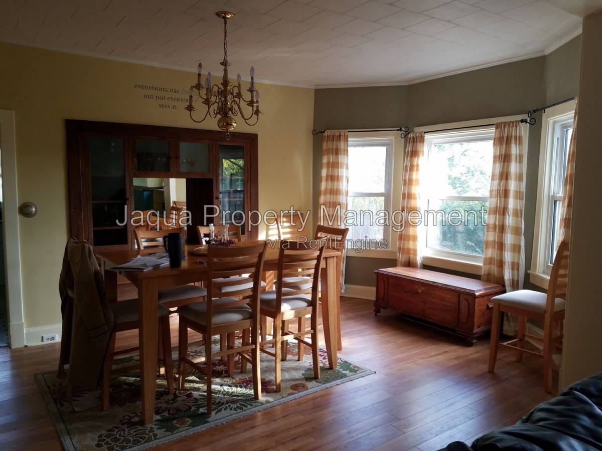 Apartment for rent at 423 Erie St, South Haven, MI 49090