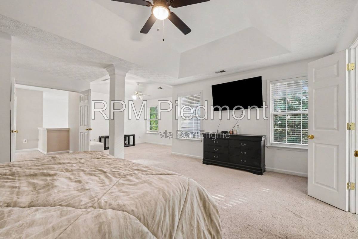 House for rent at 550 Claudel Court SW, Atlanta, GA 30331