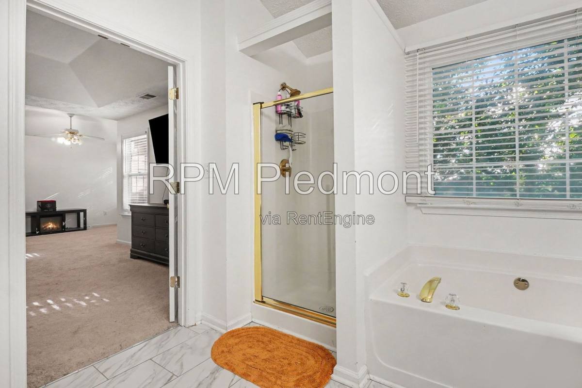 House for rent at 550 Claudel Court SW, Atlanta, GA 30331