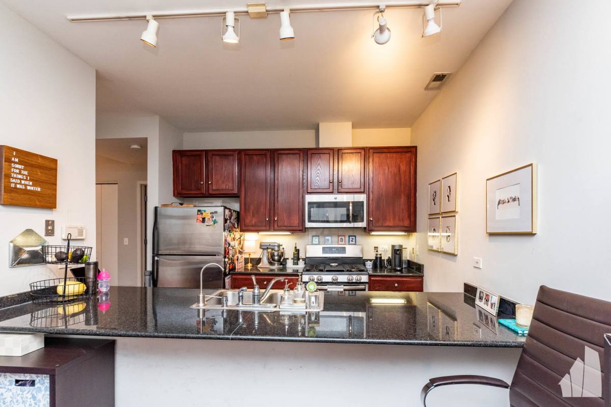23 N Racine Ave, Chicago, IL 60607 - Apartment for Rent - Image 8