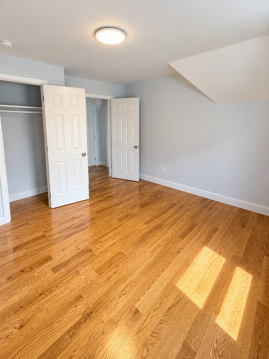 Apartment for rent at 2760 Bainbridge Ave #2, Bronx, NY 10458