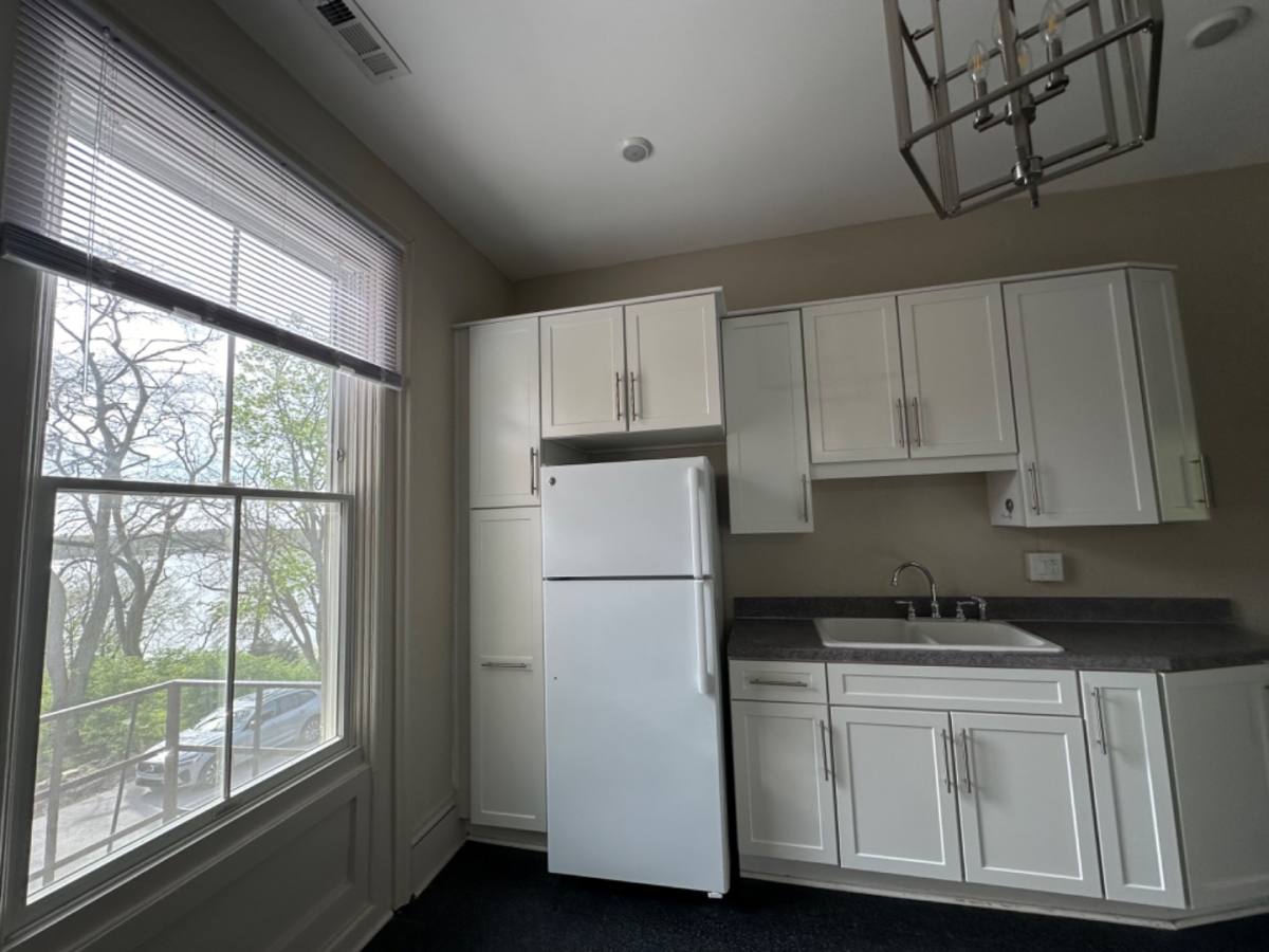 Apartment for rent at 115 W Front St #3, Perrysburg, OH 43551