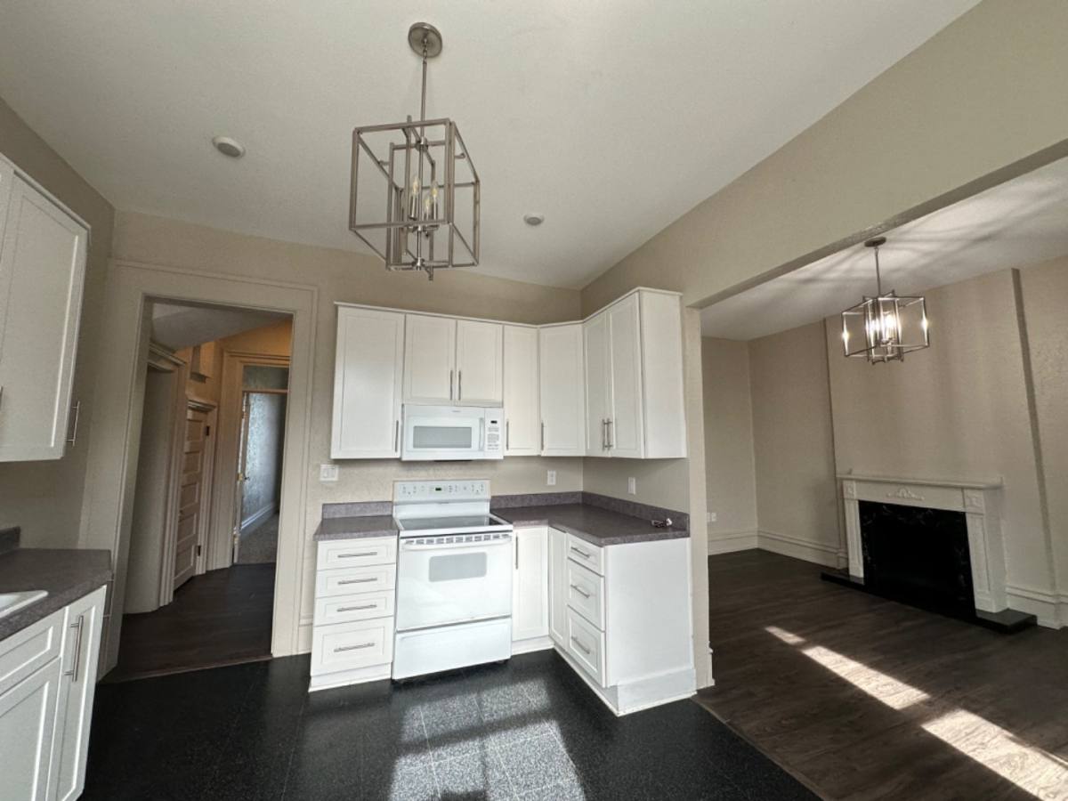 Apartment for rent at 115 W Front St #3, Perrysburg, OH 43551