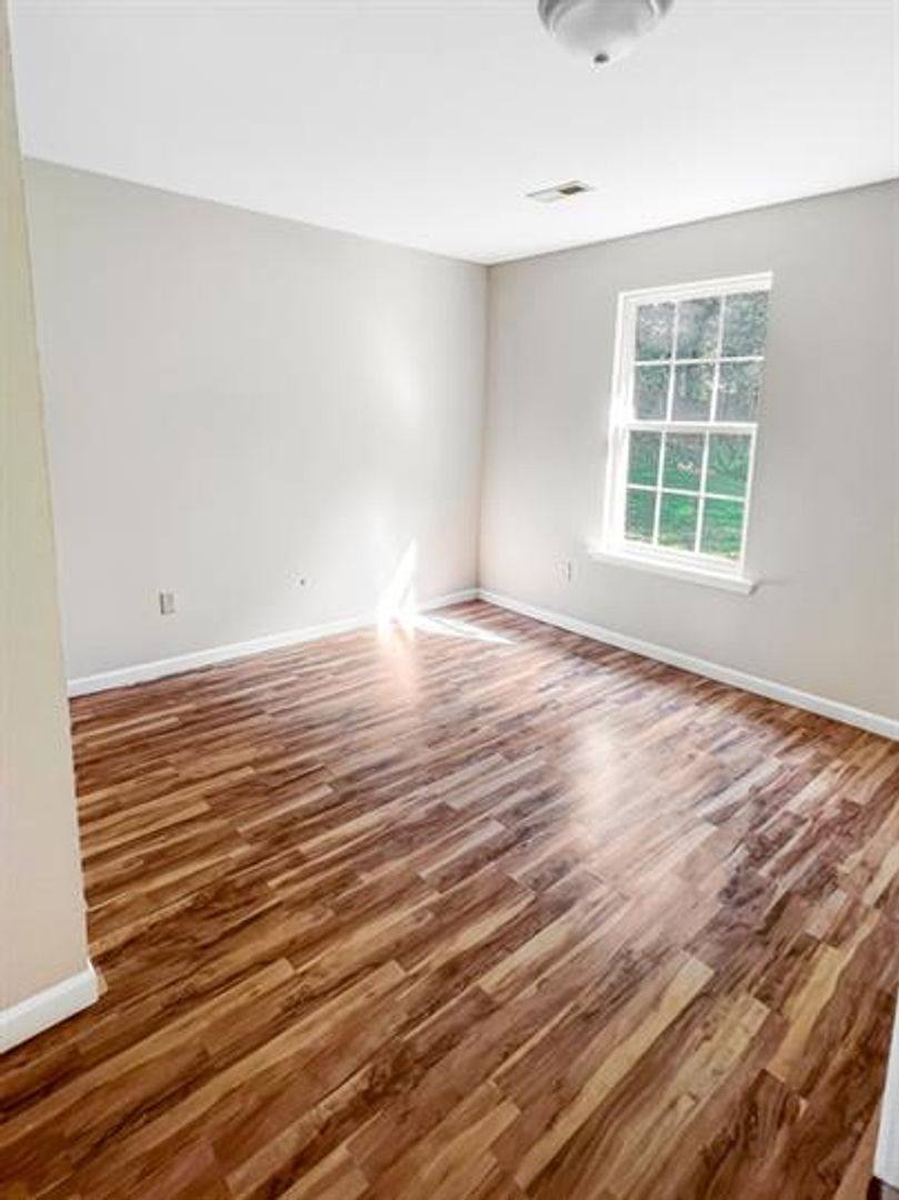 House for rent at 303 Stone Briar Lane, Easley, SC 29642