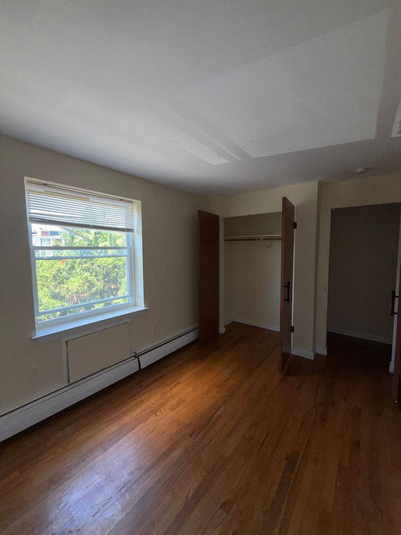 Apartment for rent at 105 Preston St, Hartford, CT 06114