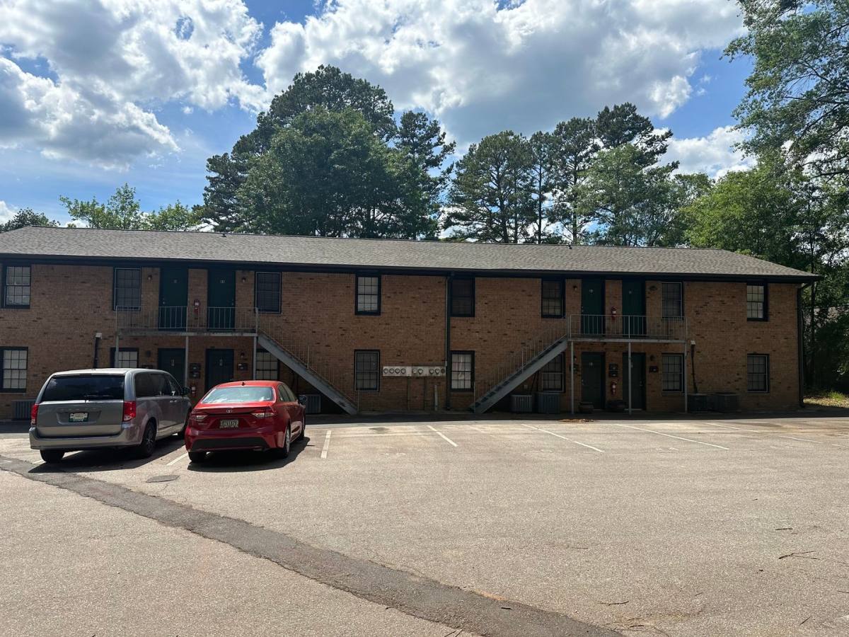 Apartment for rent at 272 Lawrenceville St, Jefferson, GA 30549