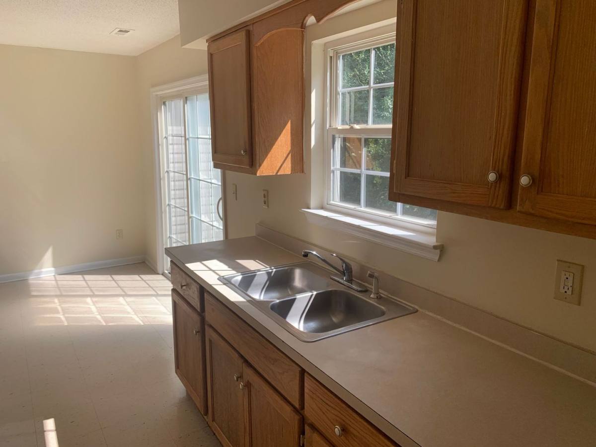 House for rent at 128 Sutton Dr, Elizabeth City, NC 27909