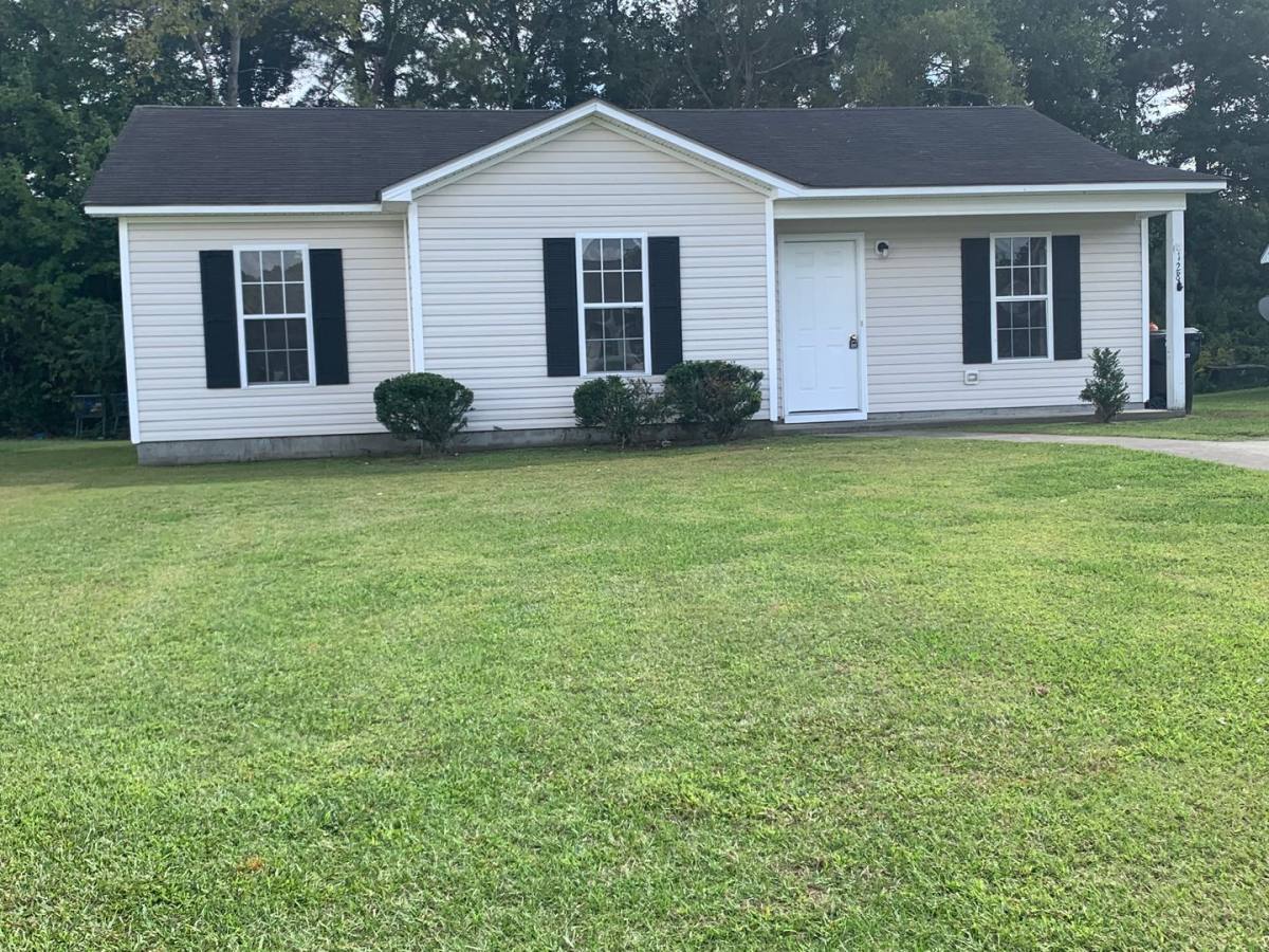 House for rent at 128 Sutton Dr, Elizabeth City, NC 27909