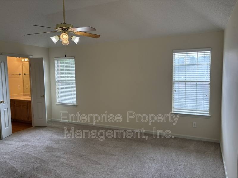 House for rent at 10127 Cross Valley Dr, Cordova, TN 38016