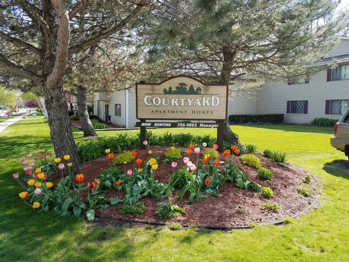 Apartment for rent at 800 S Lincoln Ave, Beaver Dam, WI 53916