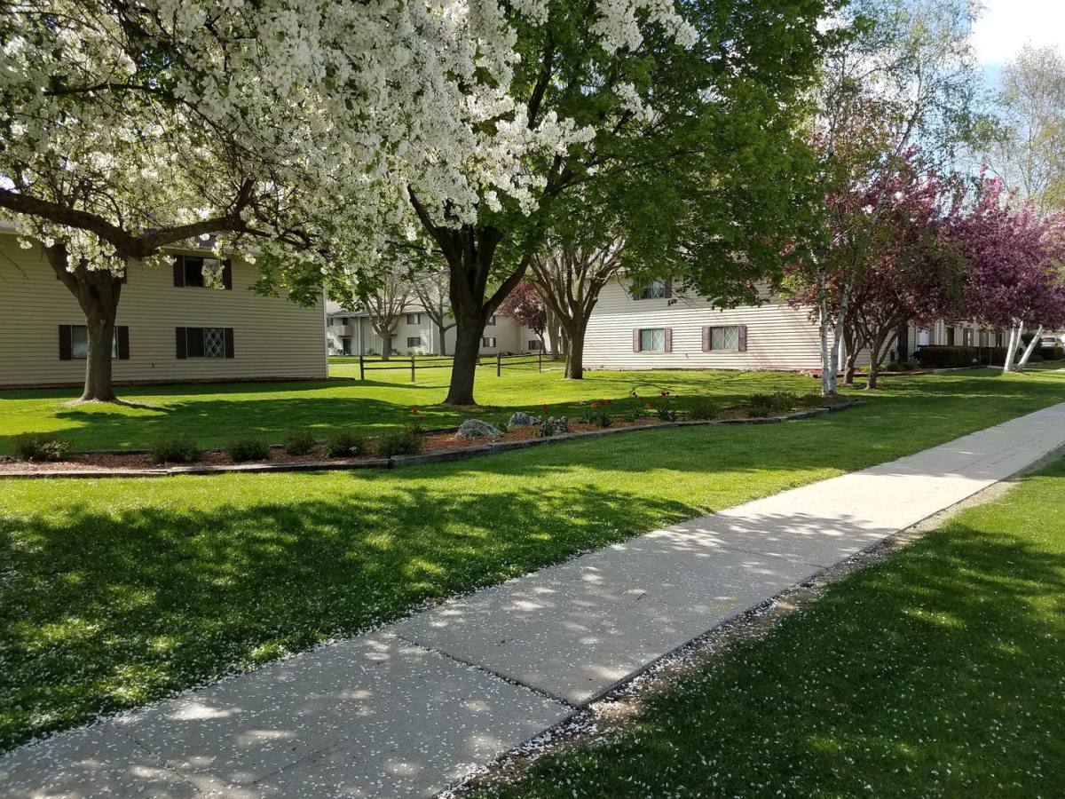 Apartment for rent at 816 S Lincoln Ave, Beaver Dam, WI 53916