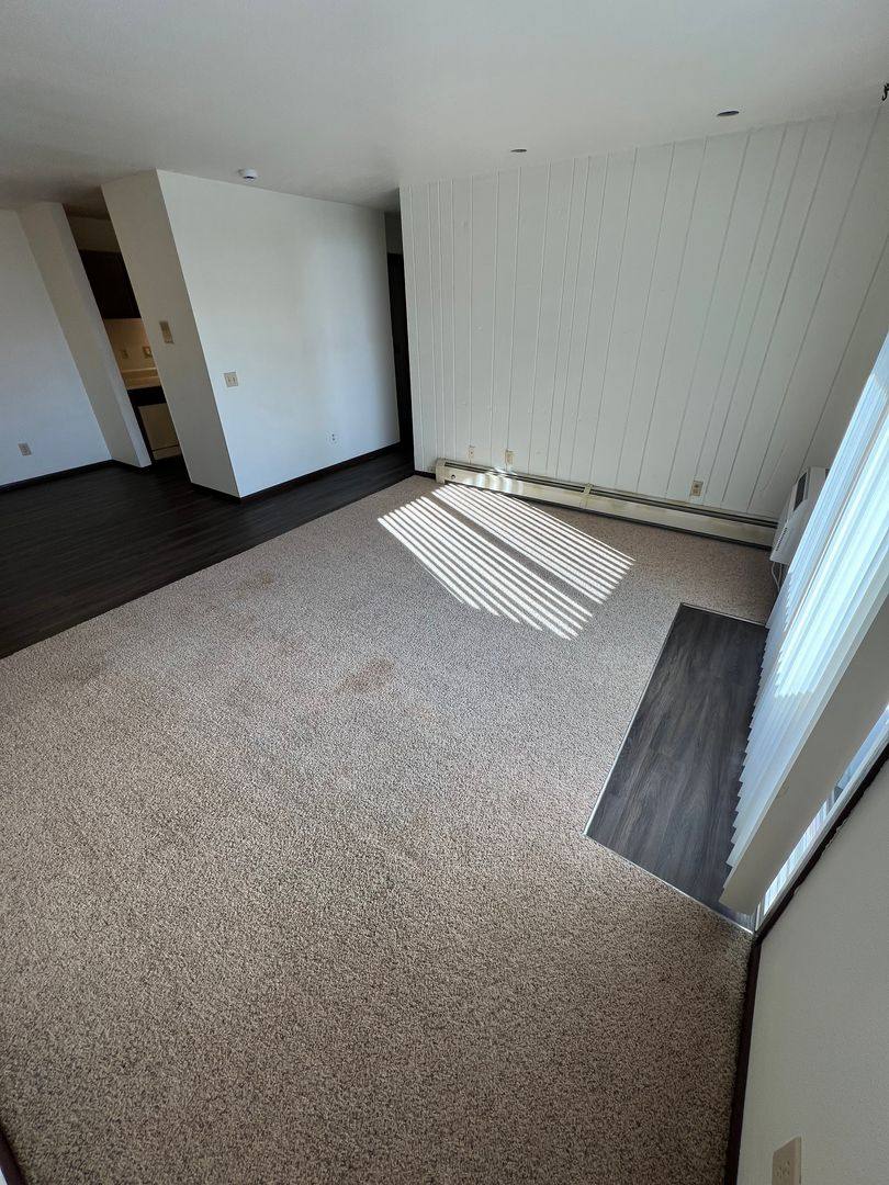 Apartment for rent at 816 S Lincoln Ave, Beaver Dam, WI 53916