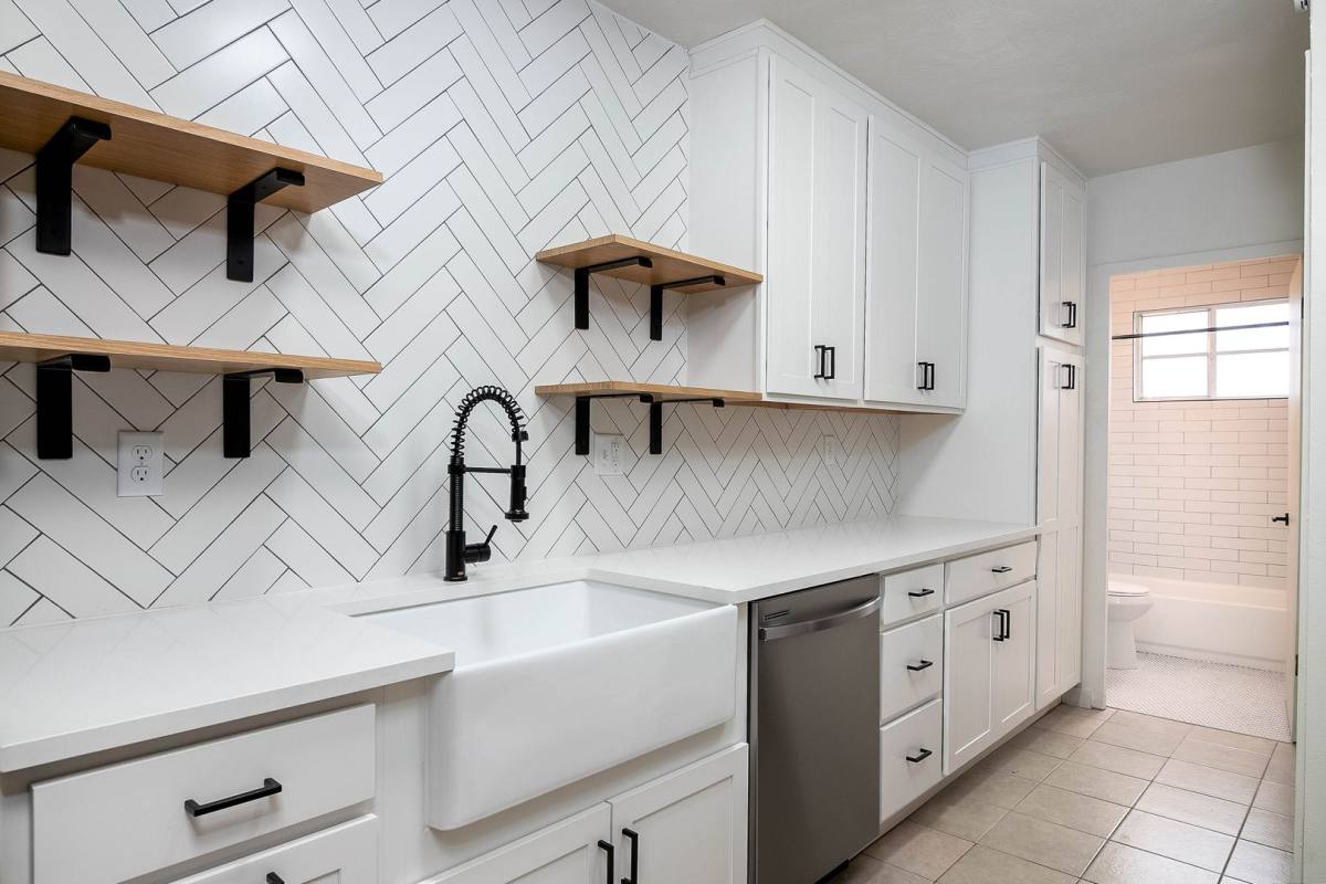 Apartment for rent at 661 N Pearl St, Denver, CO 80203