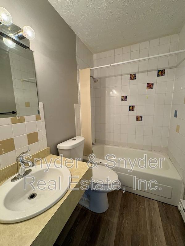 Apartment for rent at 480 Massillon Rd #L, Akron, OH 44306
