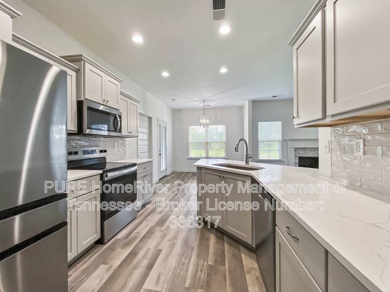 House for rent at 13965 Wesley Banks Blvd, Olive Branch, MS 38654