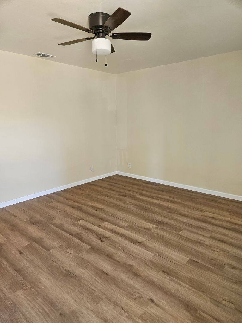 House for rent at 5319 Gordon Dr, Sacramento, CA 95824