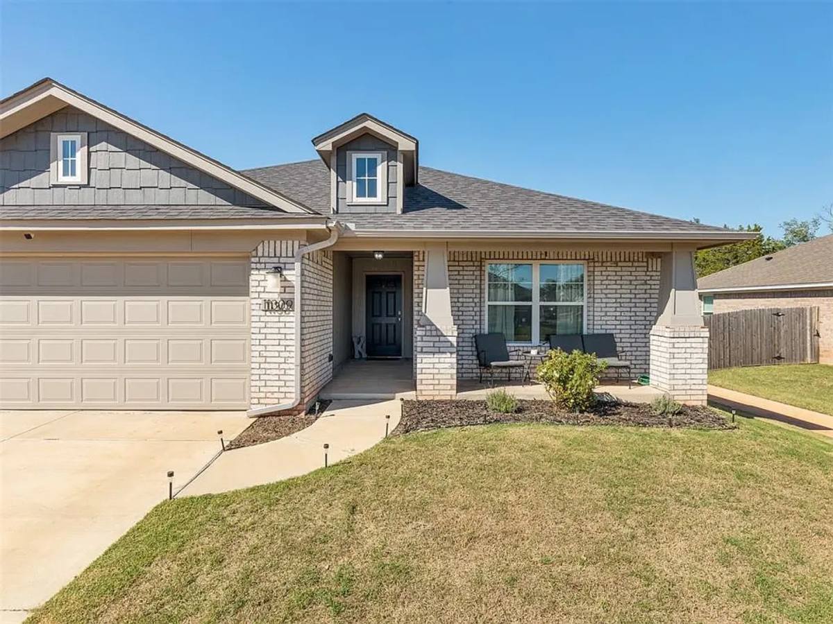 House for rent at 11309 NW 133rd St, Piedmont, OK 73078