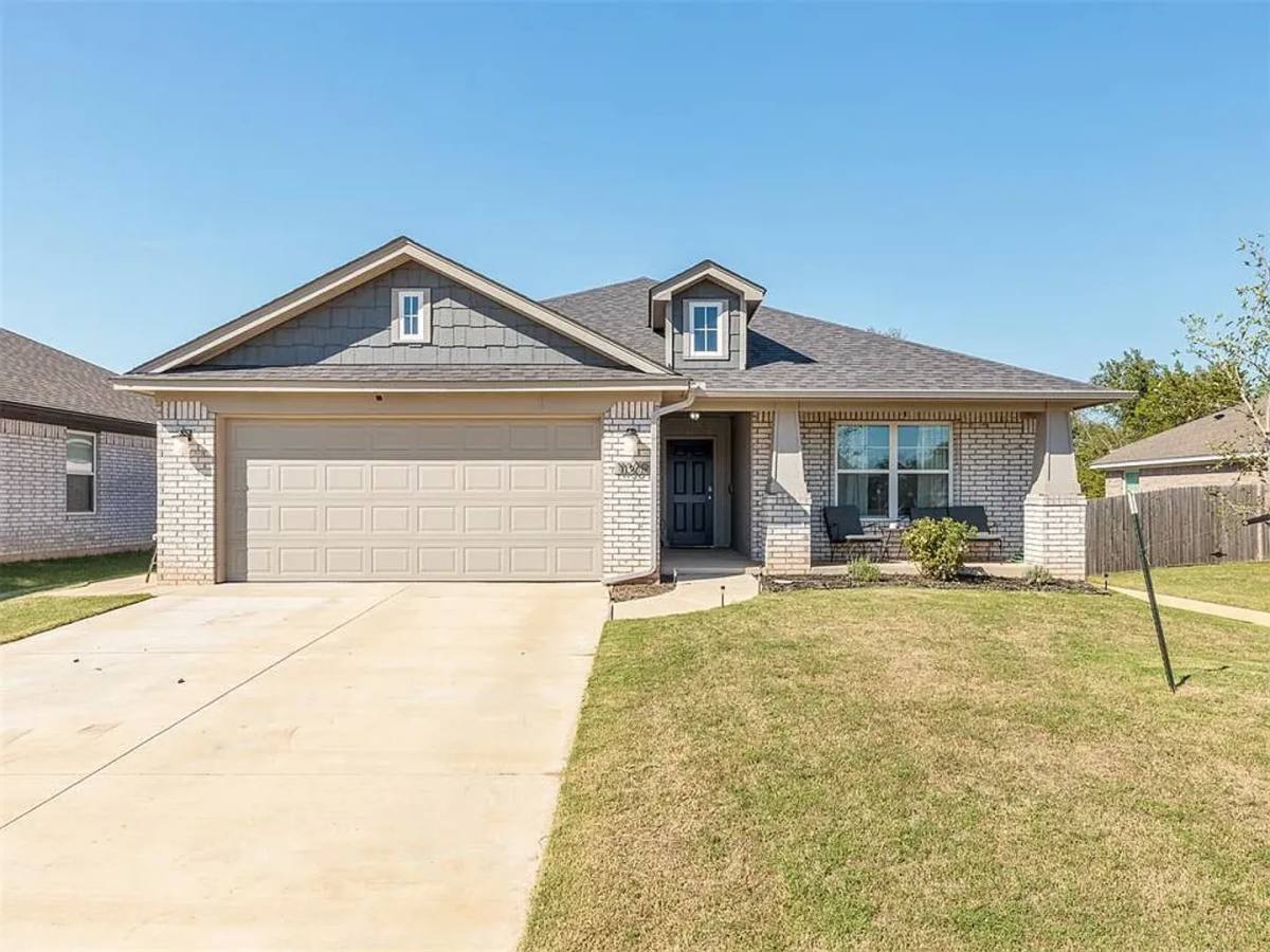 House for rent at 11309 NW 133rd St, Piedmont, OK 73078