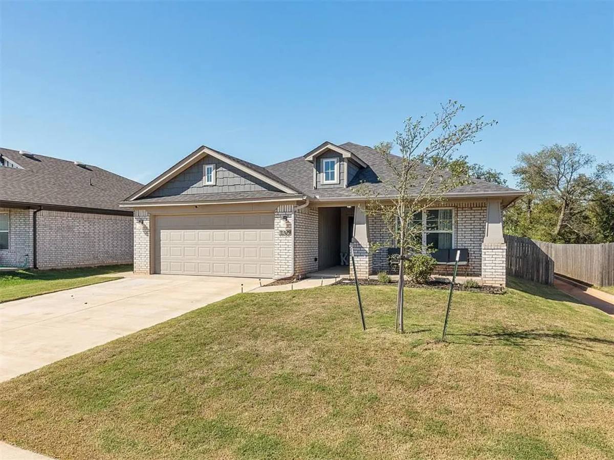 House for rent at 11309 NW 133rd St, Piedmont, OK 73078