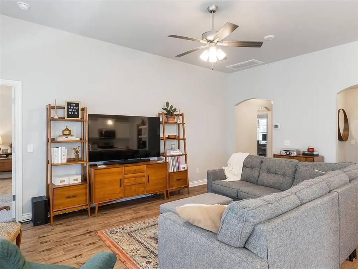 House for rent at 11309 NW 133rd St, Piedmont, OK 73078