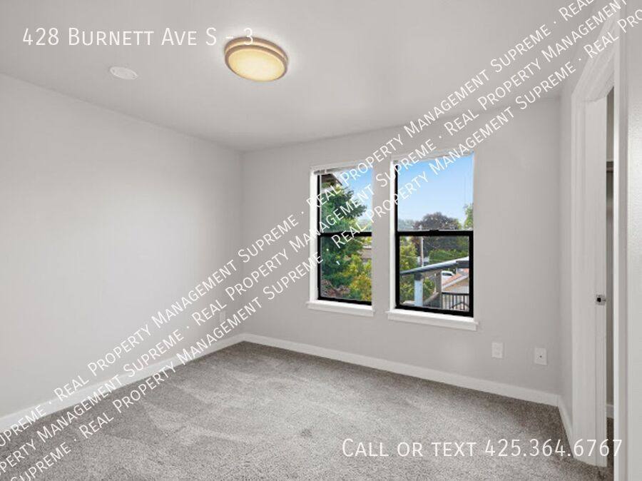 Apartment for rent at 428 Burnett Ave S #3, Renton, WA 98057