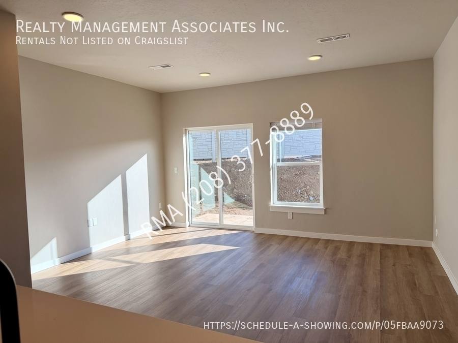 Townhouse for rent at 13817 W Audra Lane #104, Boise, ID 83713