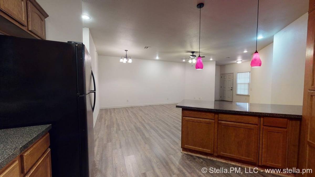 Apartment for rent at 1002 Goetz, Joplin, MO 64801
