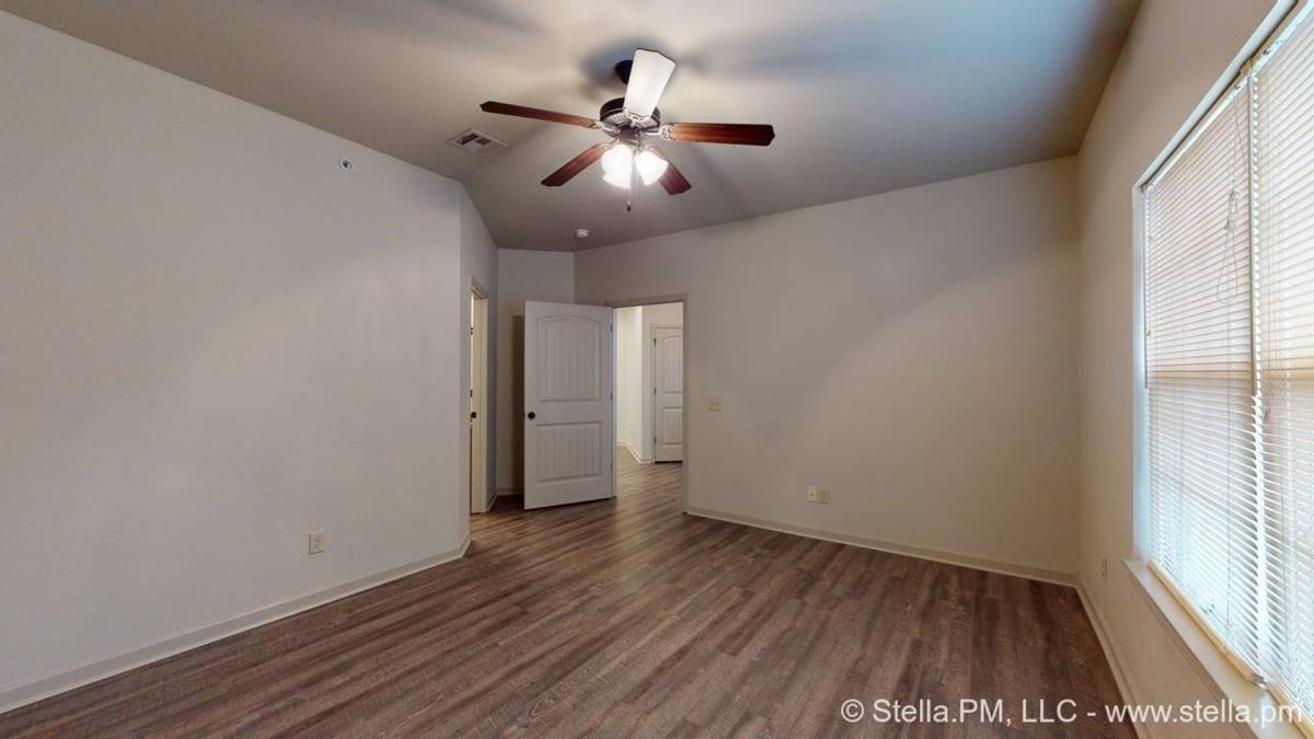 Apartment for rent at 1002 Goetz, Joplin, MO 64801