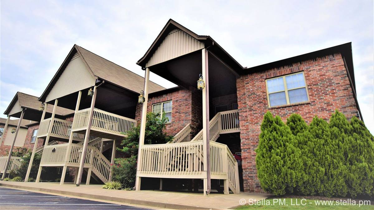 Apartment for rent at 1002 Goetz, Joplin, MO 64801