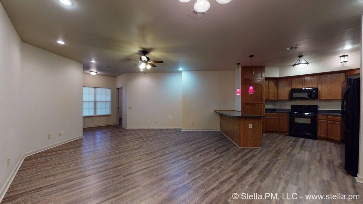 Apartment for rent at 1002 Goetz, Joplin, MO 64801