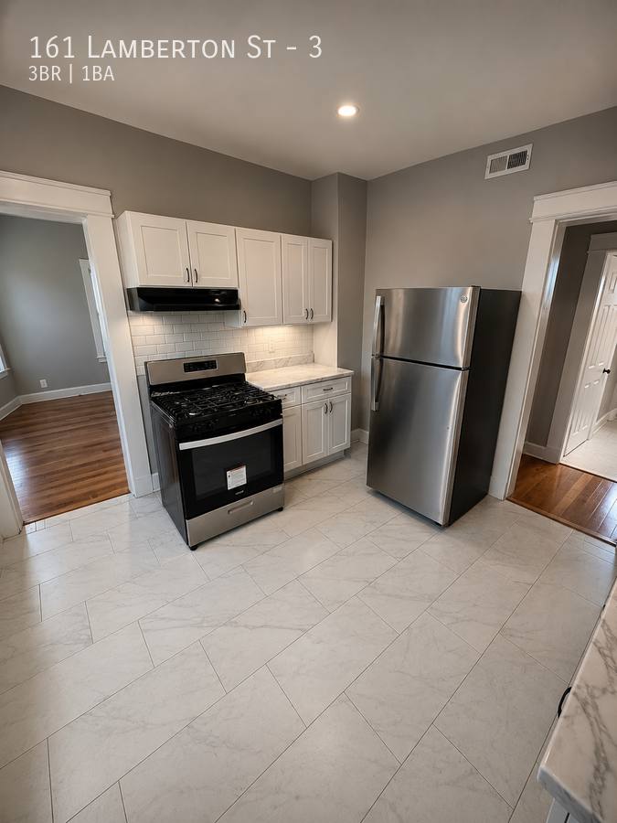 Apartment for rent at 161 Lamberton St #3, New Haven, CT 06519