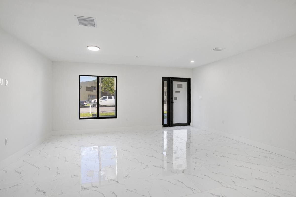 Apartment for rent at 10362-10364-10366 SW 180th St #A, Miami, FL 33157