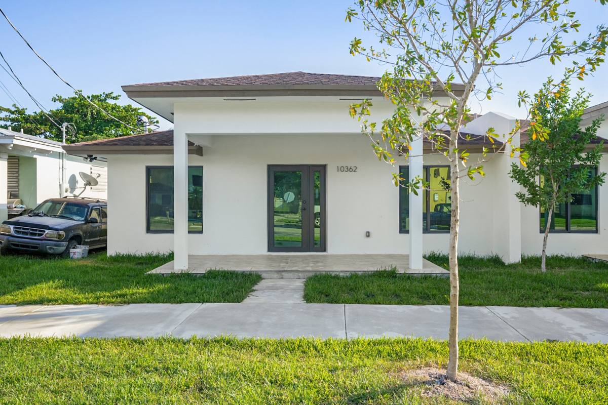 Apartment for rent at 10362-10364-10366 SW 180th St #A, Miami, FL 33157