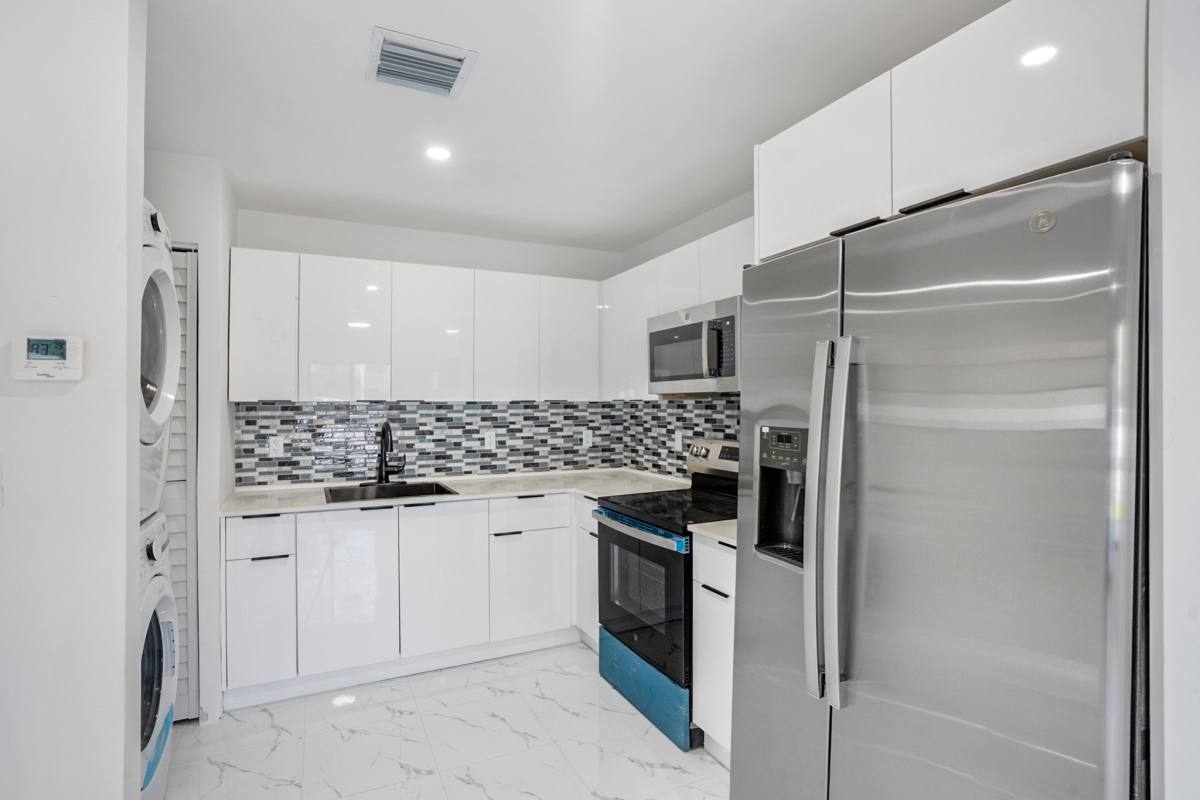 Apartment for rent at 10362-10364-10366 SW 180th St #A, Miami, FL 33157