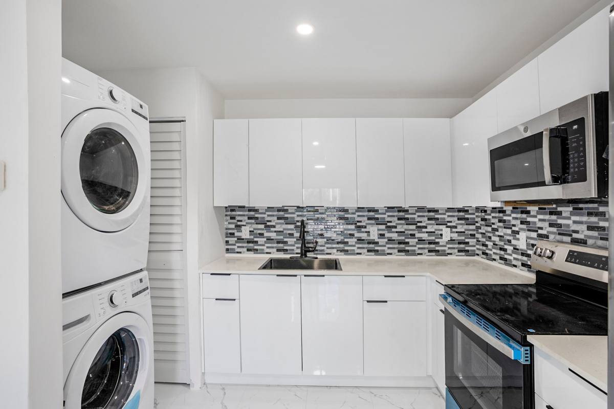 Apartment for rent at 10362-10364-10366 SW 180th St #A, Miami, FL 33157
