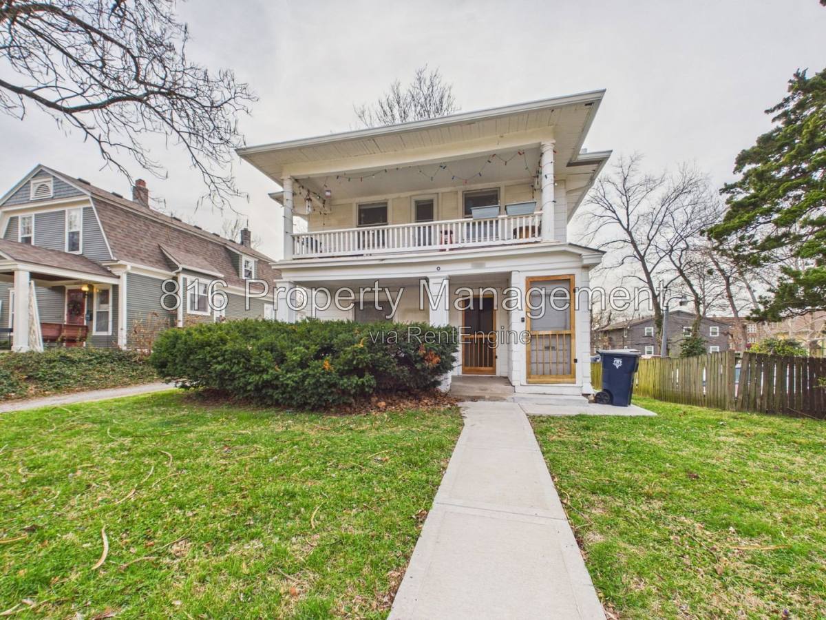 Apartment for rent at 4008 Charlotte St #1, Kansas City, MO 64110