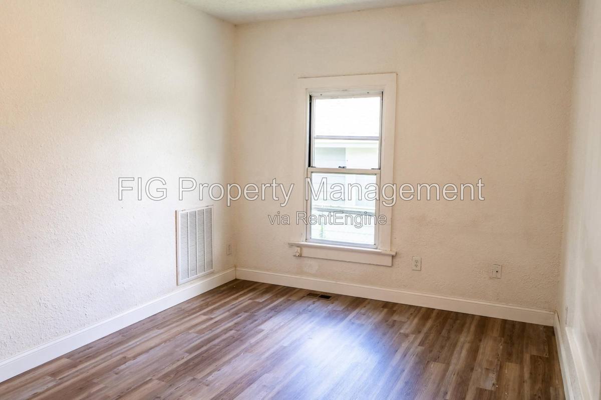 Apartment for rent at 1013 Glider Ave, Knoxville, TN 37917