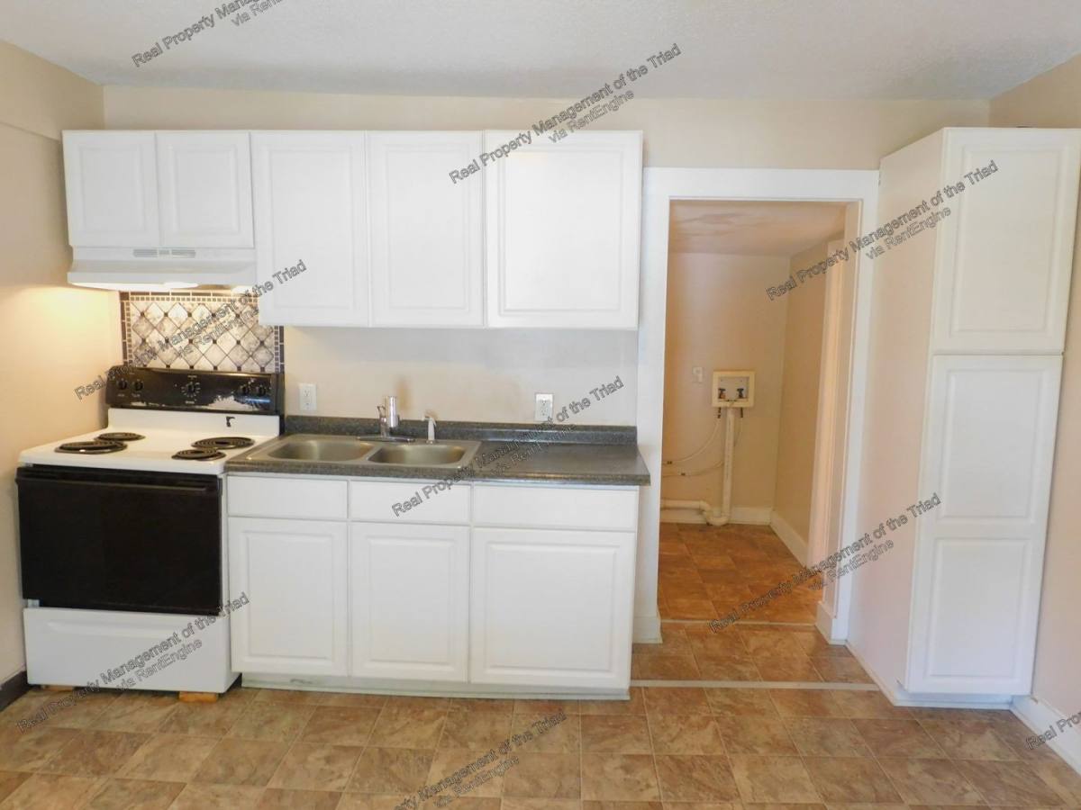 House for rent at 618 Glencoe St, Winston Salem, NC 27107
